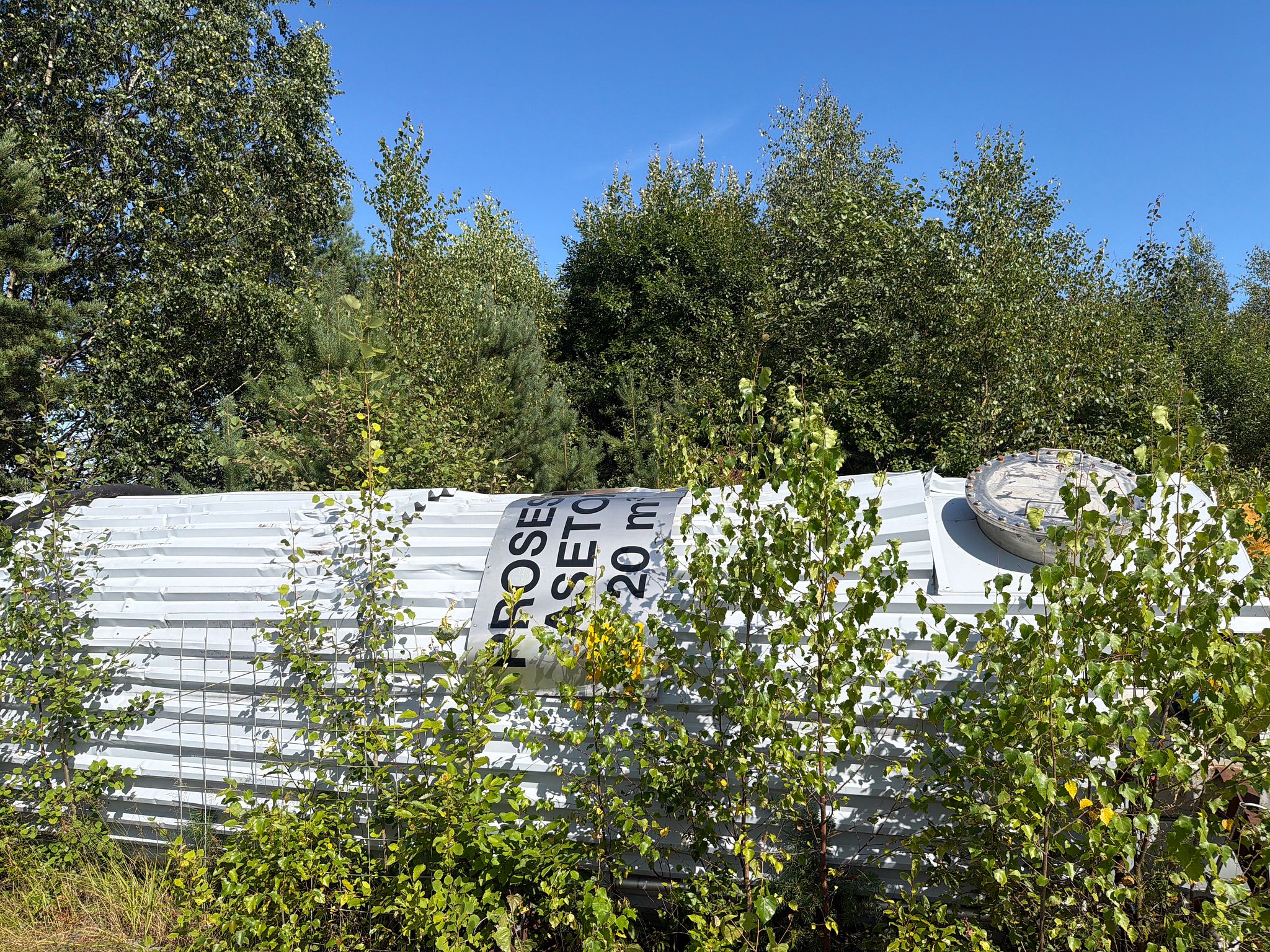 Image 3/3