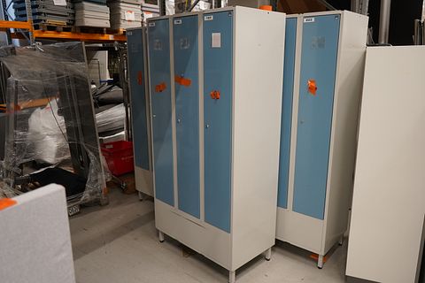 Image 1/9