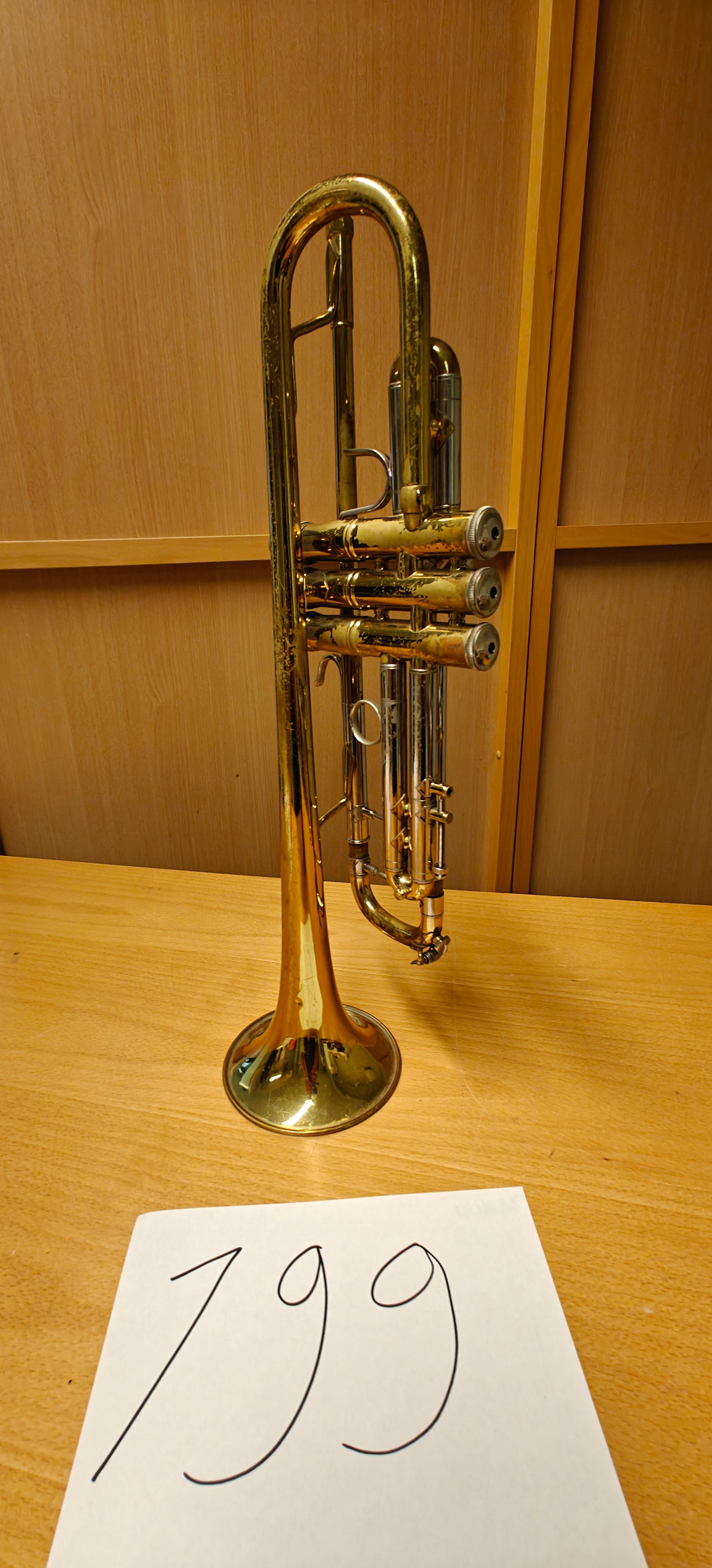 Image 5/10