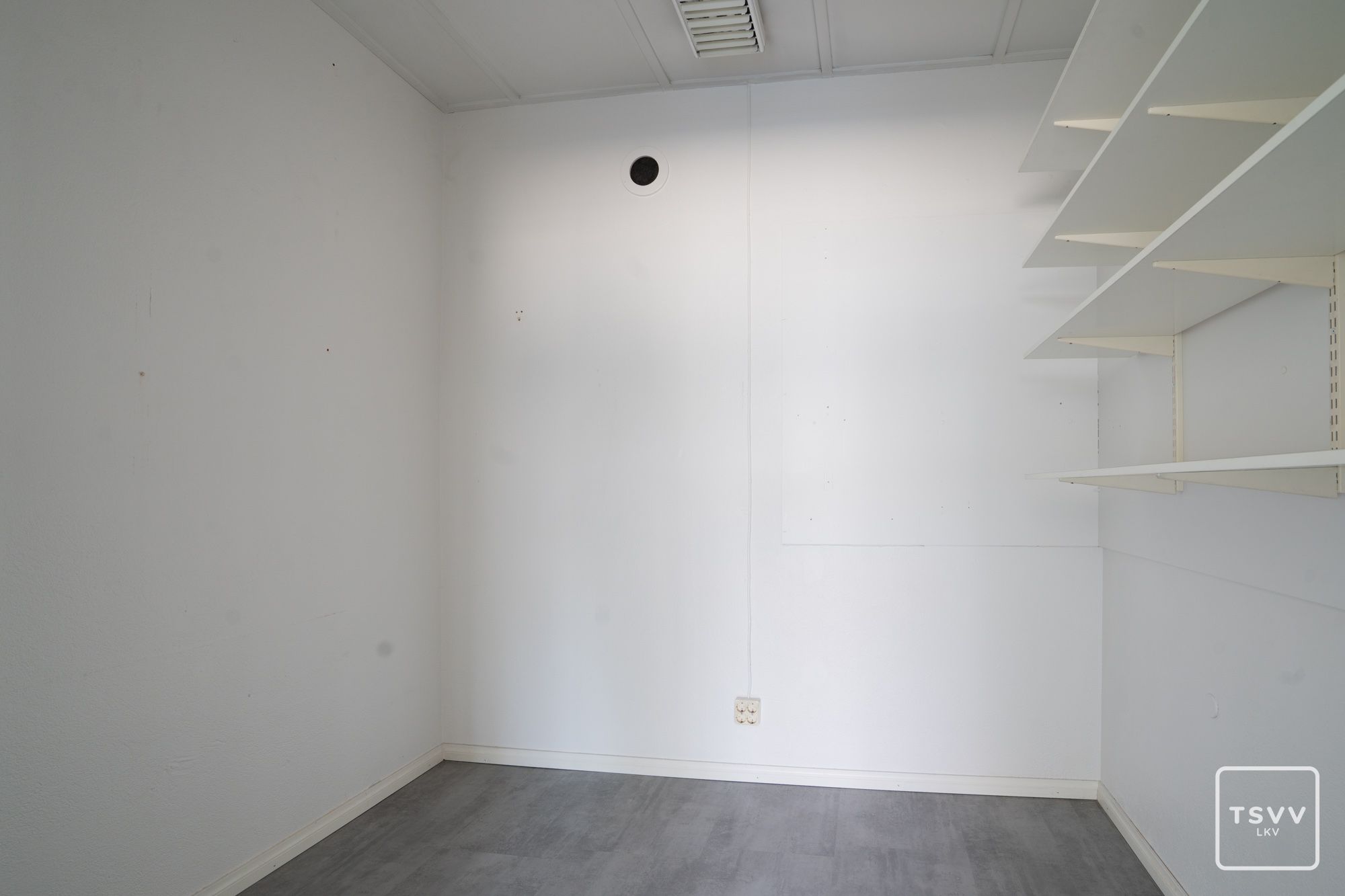 Image 12/22
