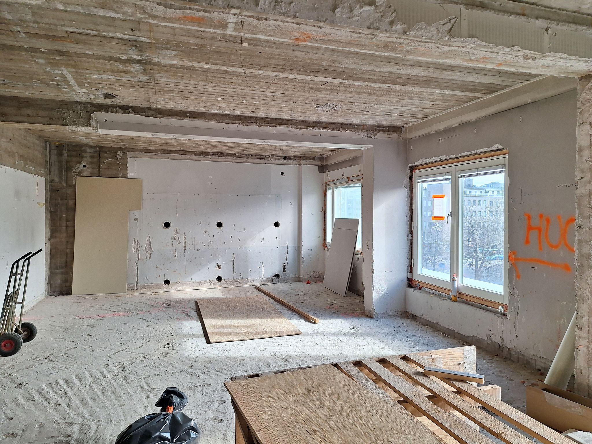 Image 3/20