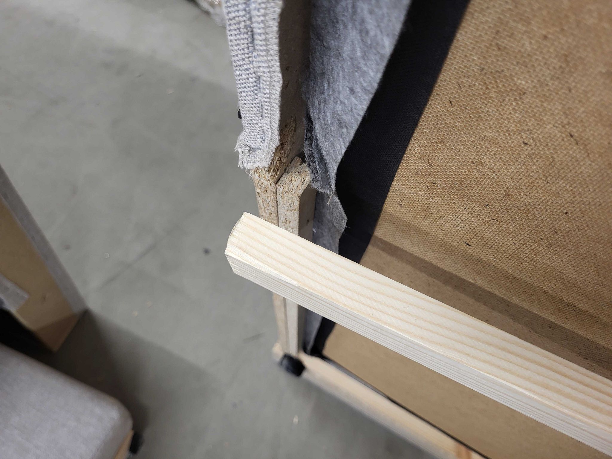 Image 4/9