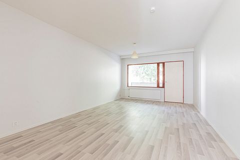 Image 10/23