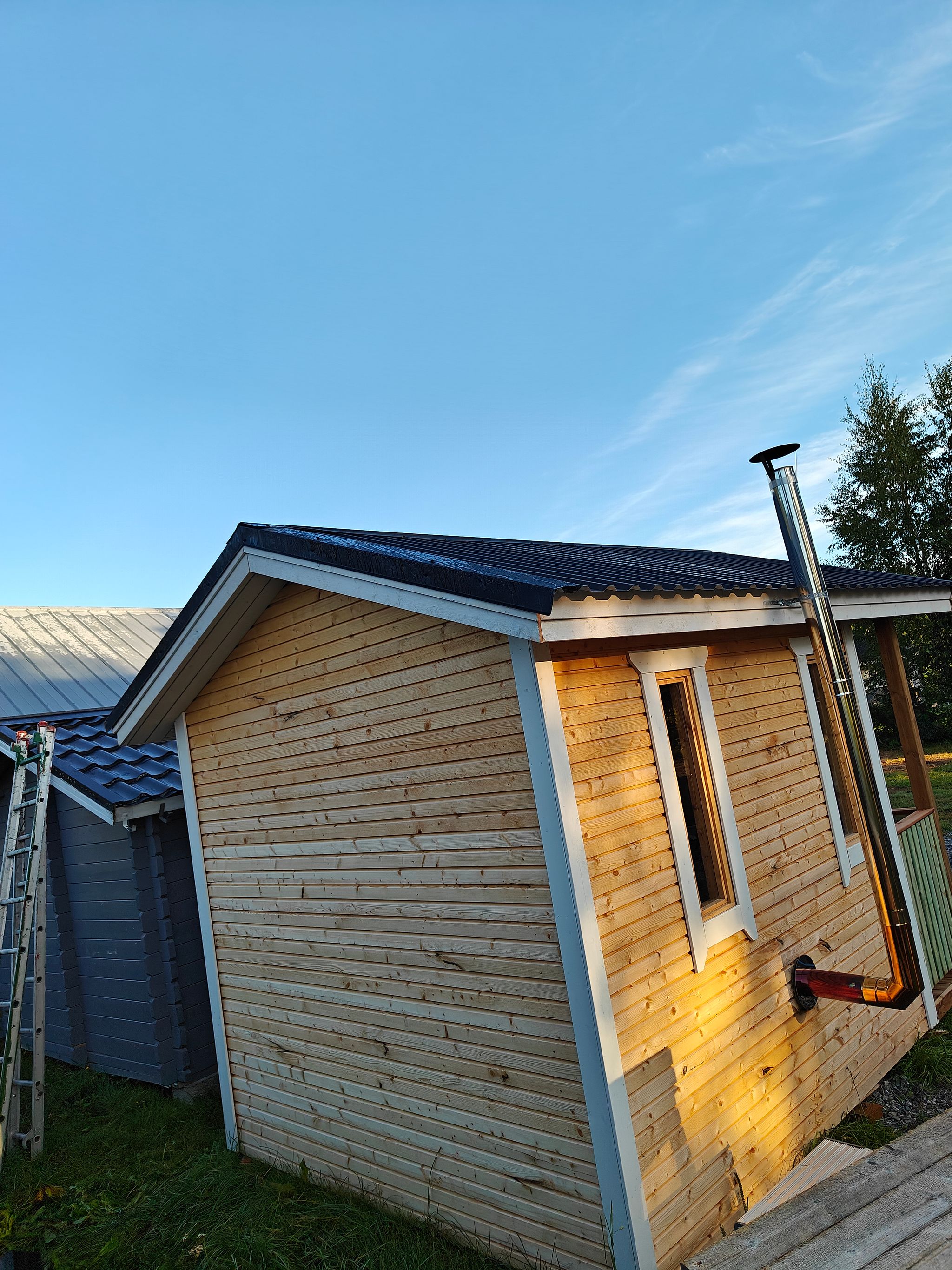 Image 8/93