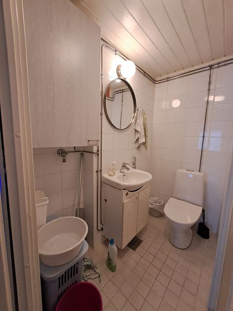Image 13/23