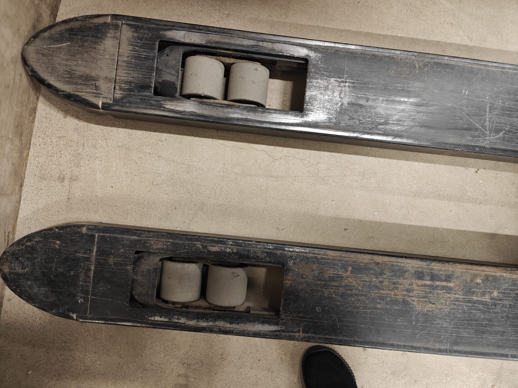 Image 7/10