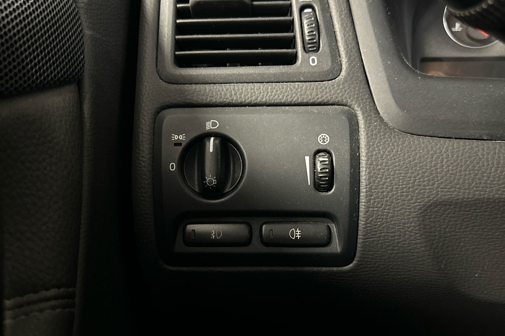 Image 11/29