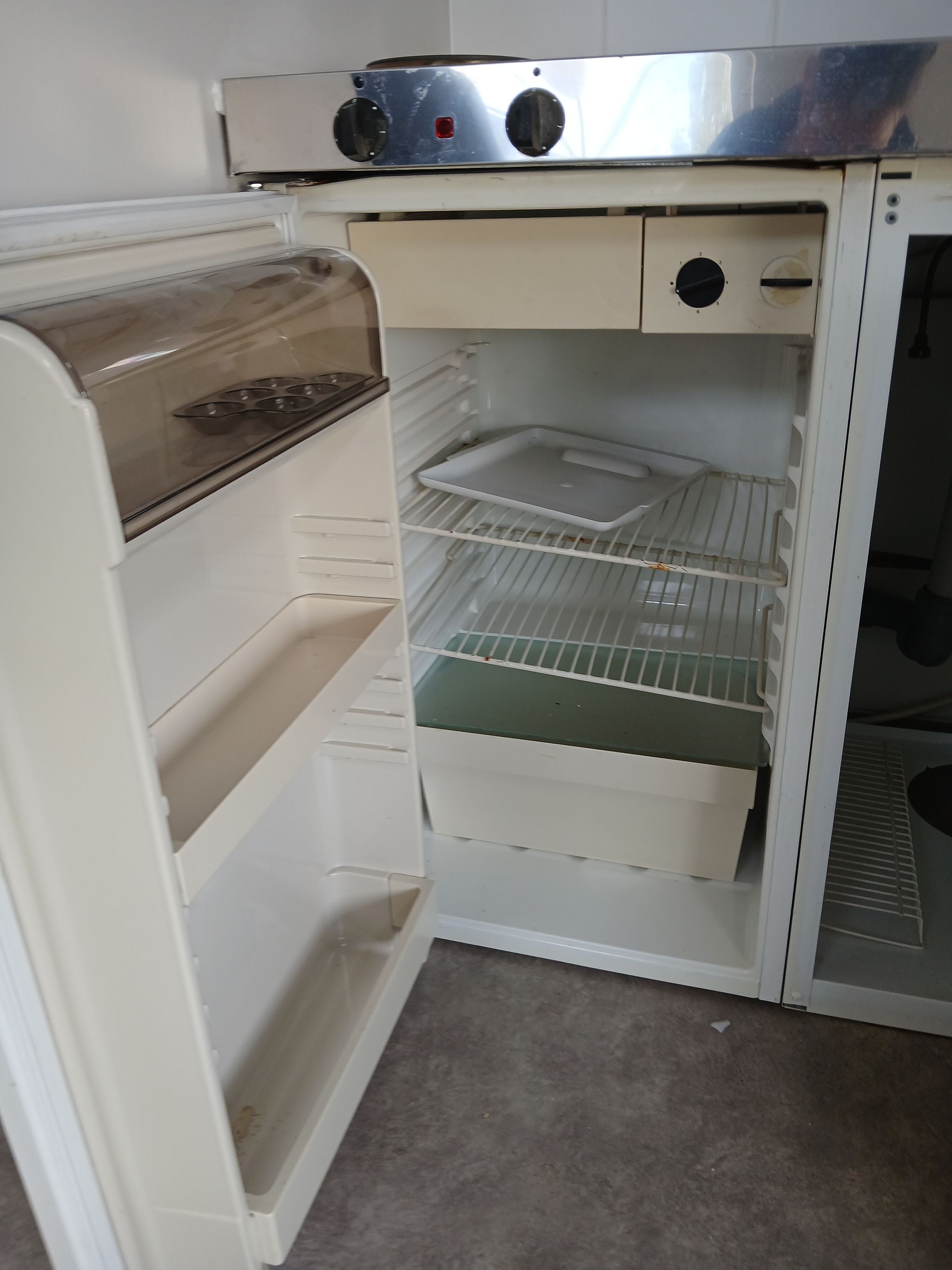 Image 2/3