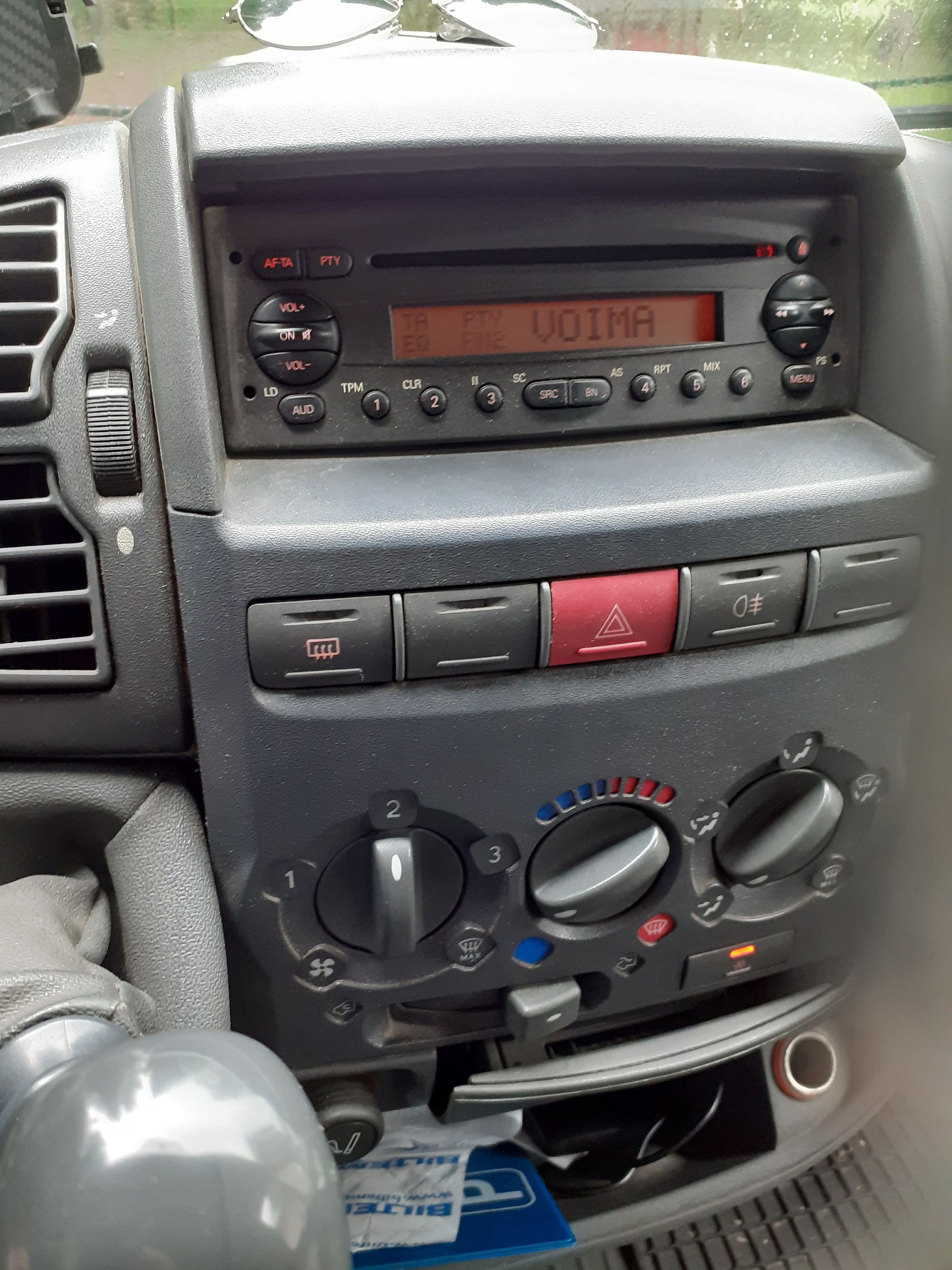 Image 6/11