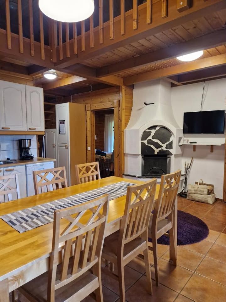 Image 3/7