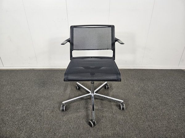 Image 3/10