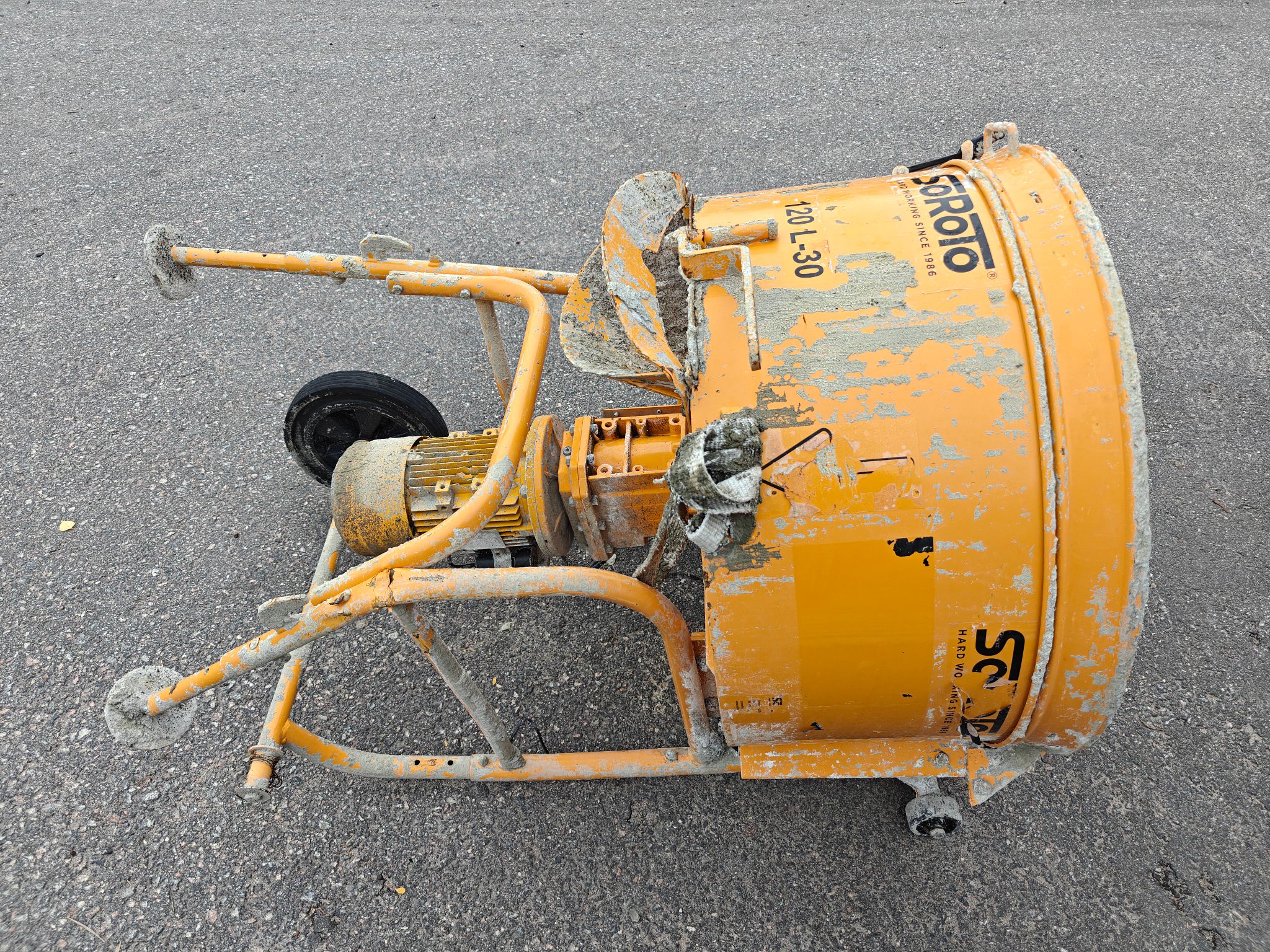 Image 1/4
