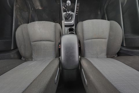 Image 9/36