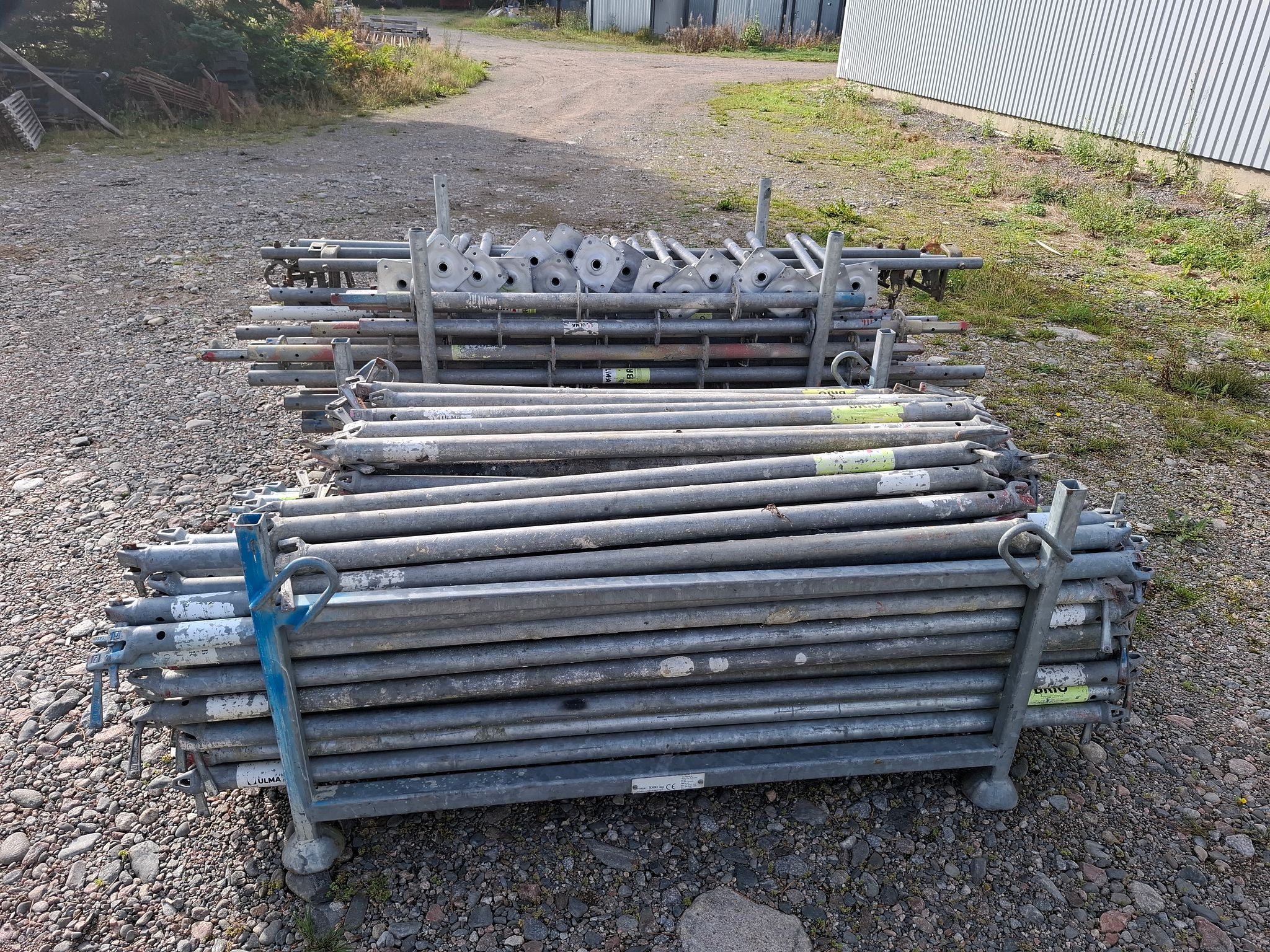 Image 2/9