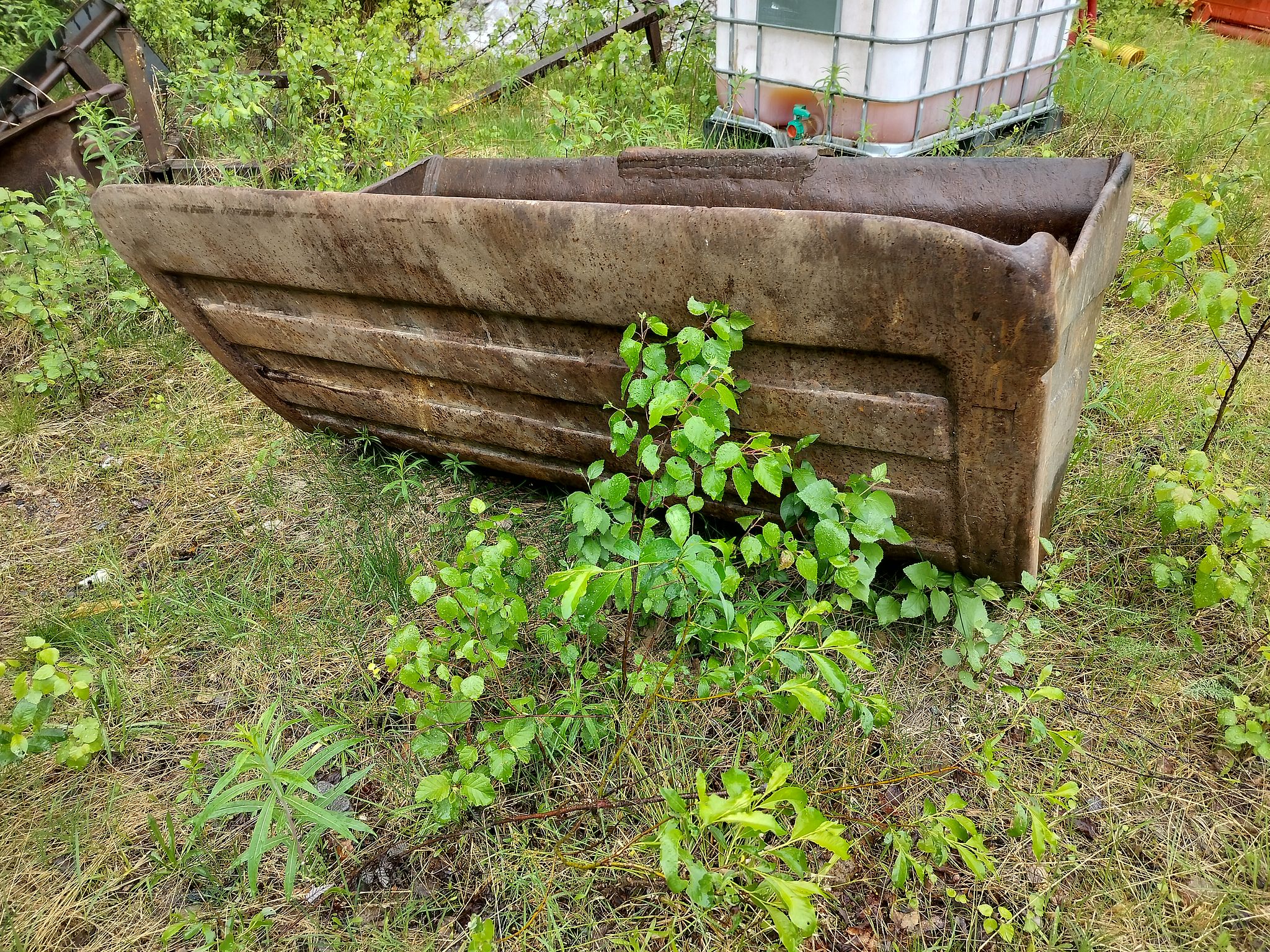 Image 1/6