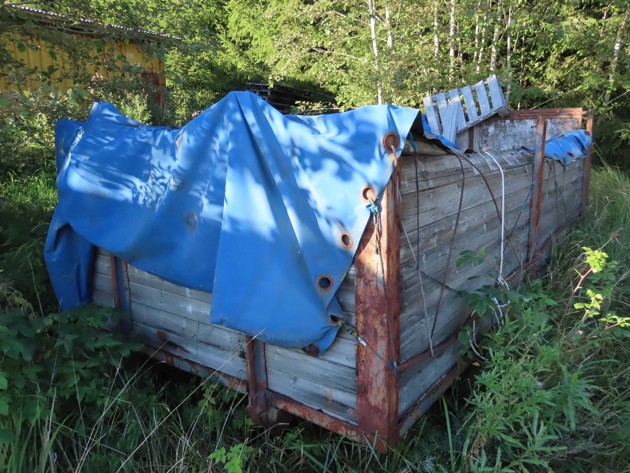 Image 1/4