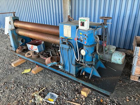 Image 1/2