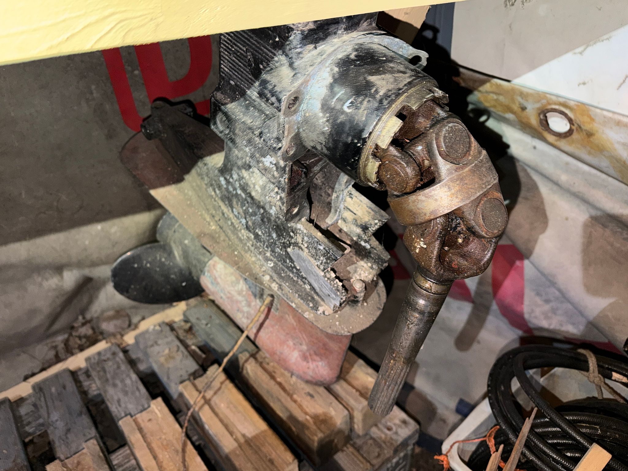 Image 1/14