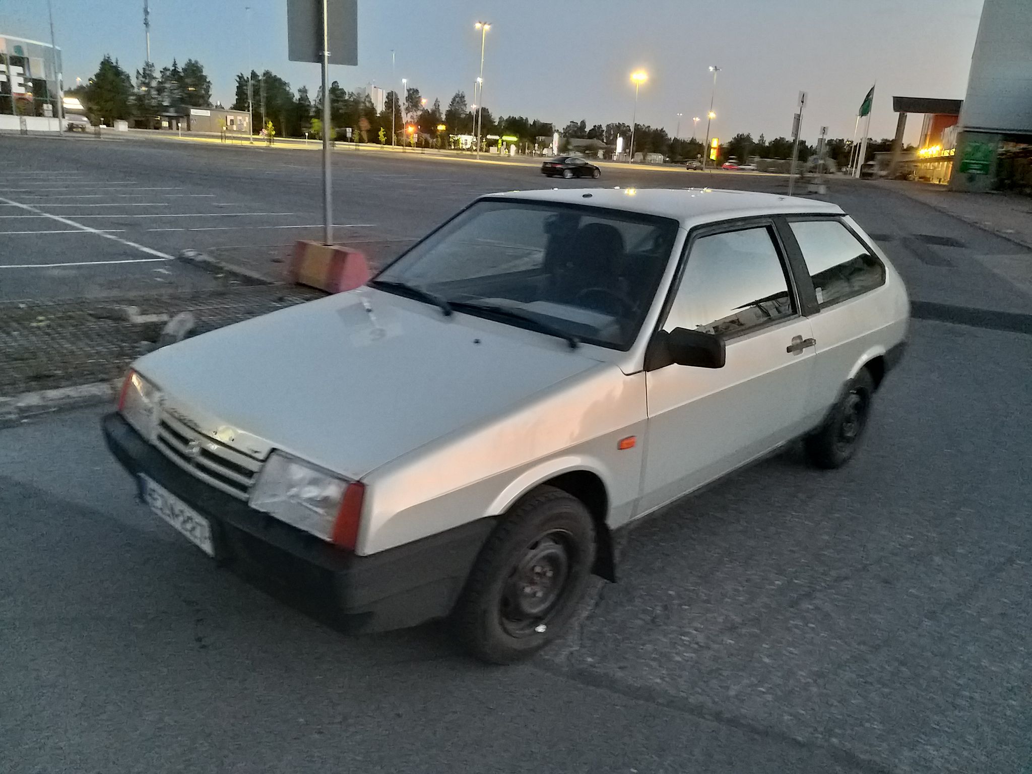 Image 3/18