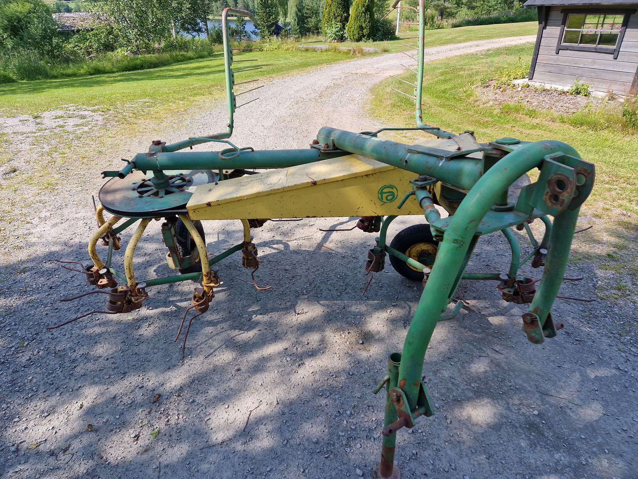 Image 1/17