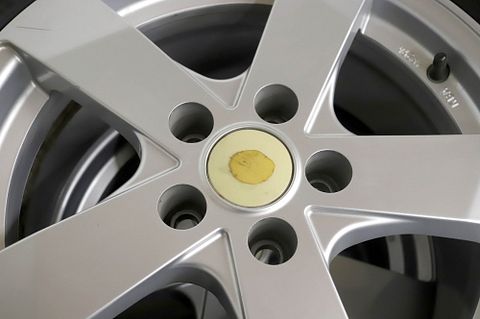 Image 28/50