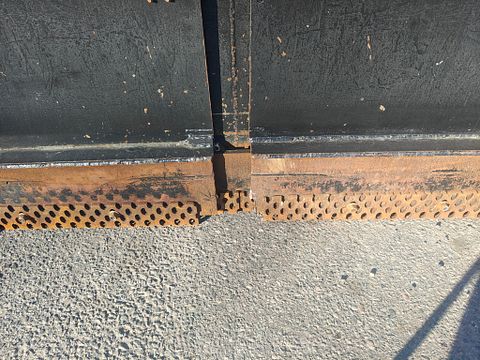Image 3/6