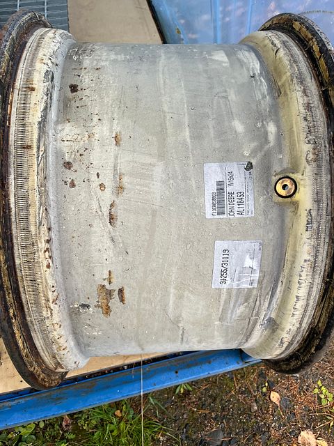 Image 3/3