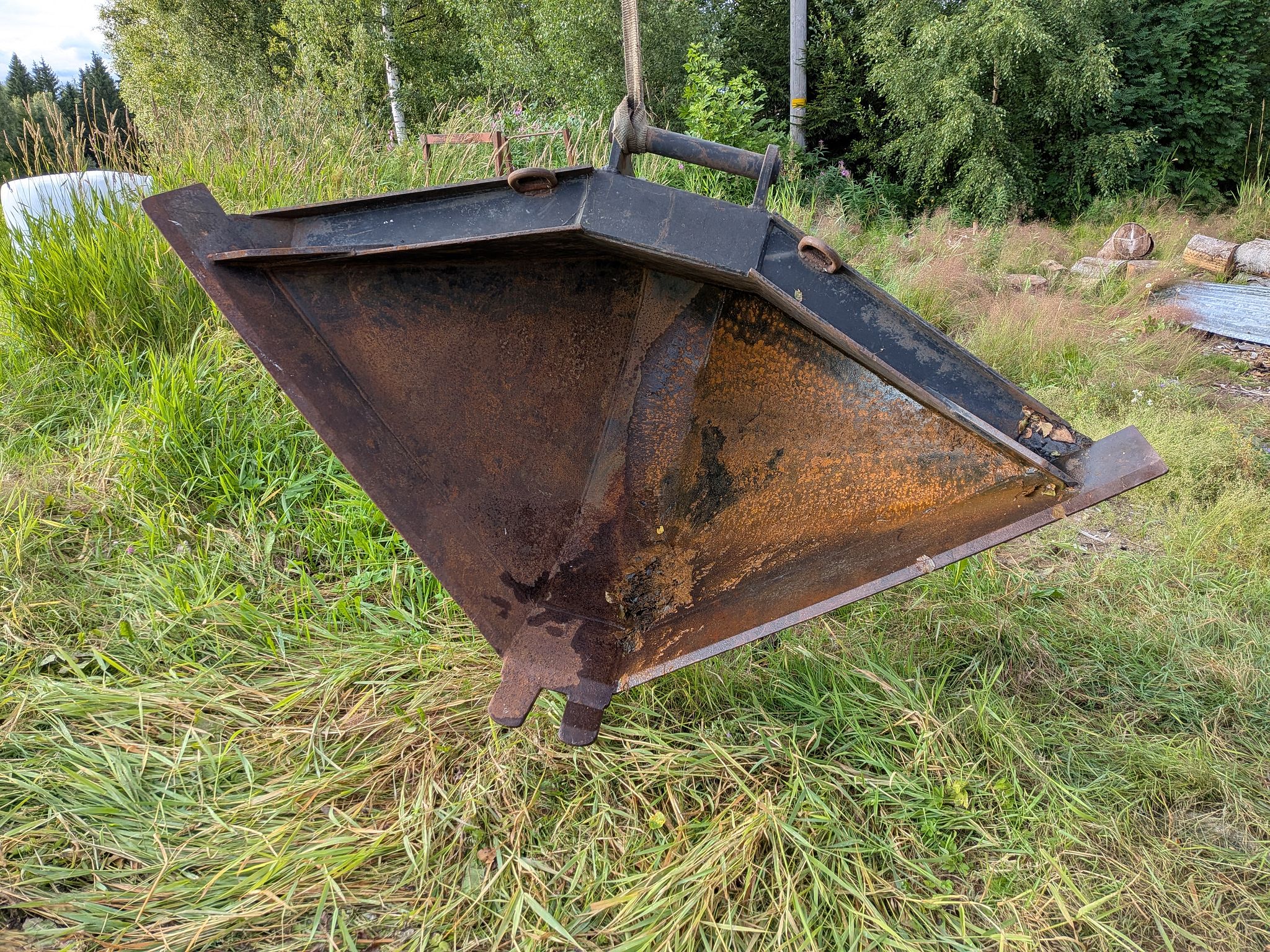 Image 1/5