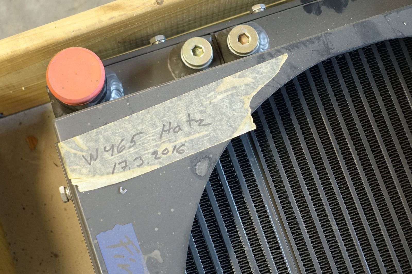 Image 2/5