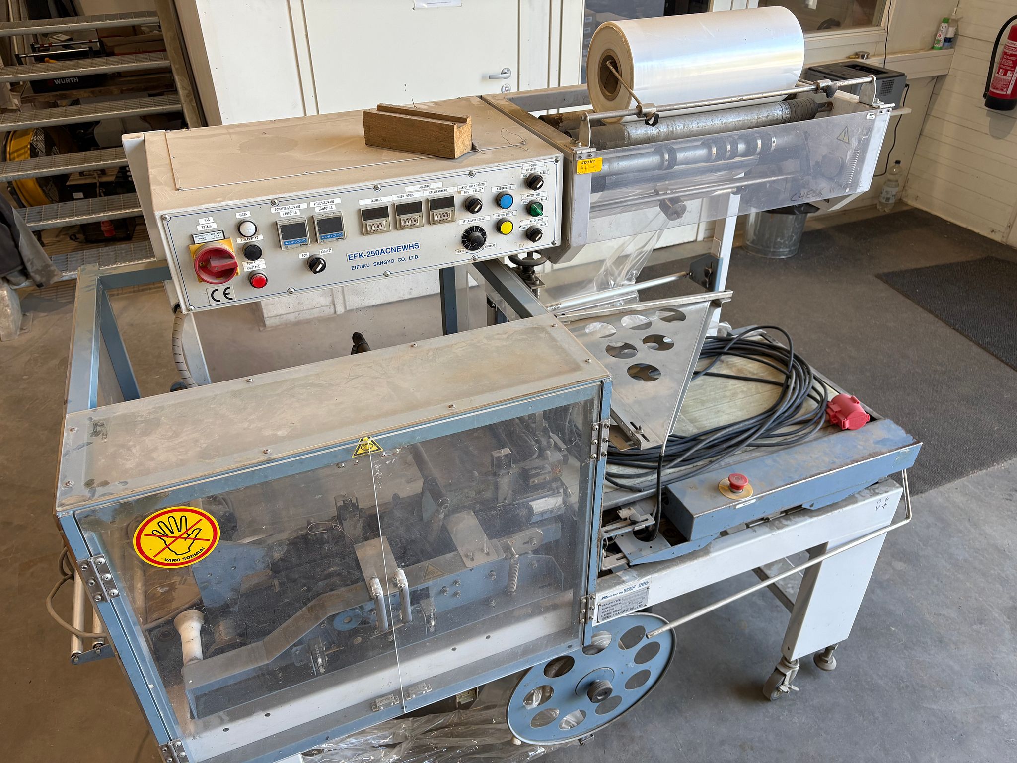 Image 1/4