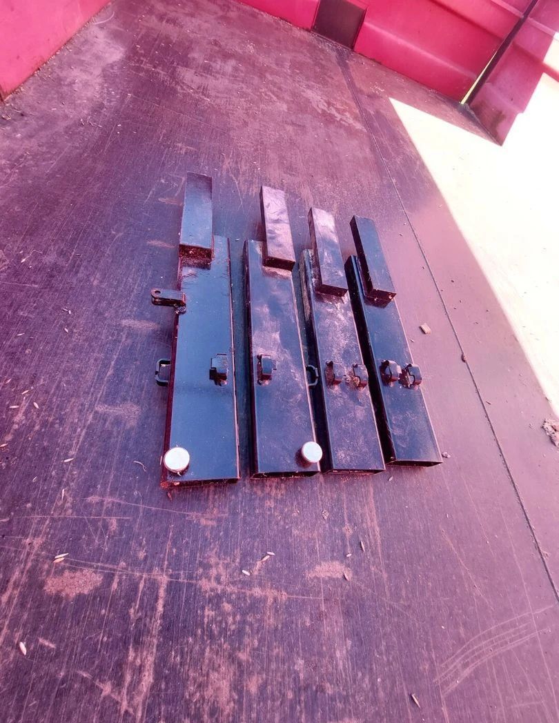 Image 8/8