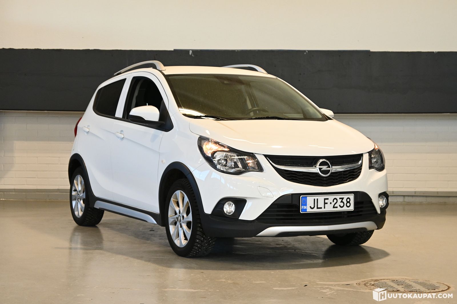 Nuova Opel Karl Rocks: la city car dotata della solidità tipica di un