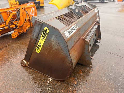 Image 5/9