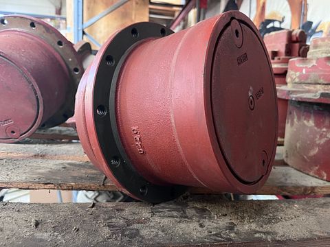 Image 7/8