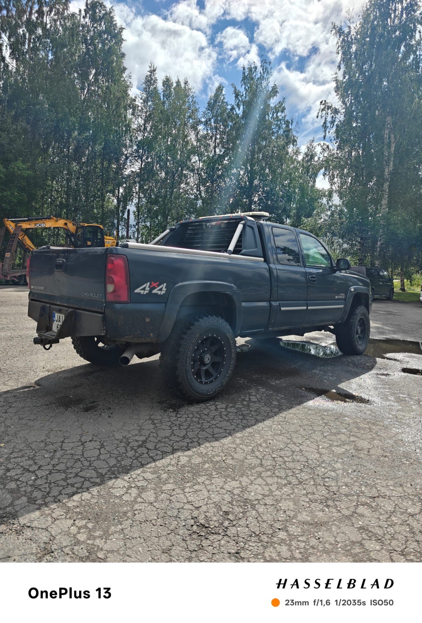 Image 6/11