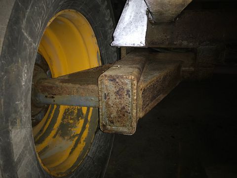 Image 13/14