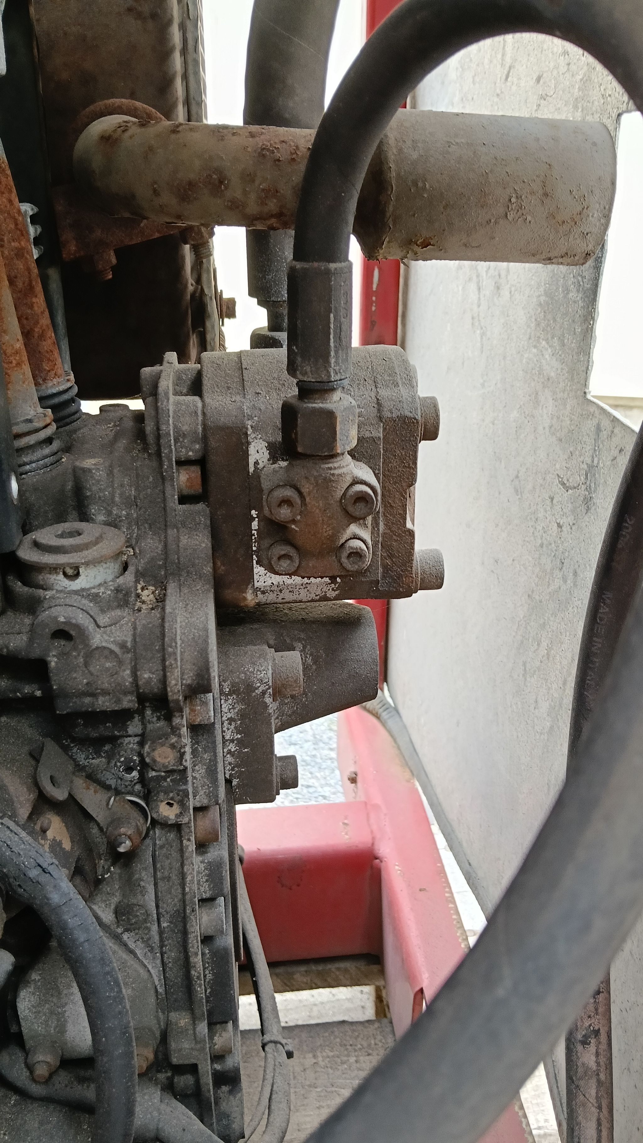 Image 7/8