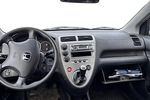 Image 8/12