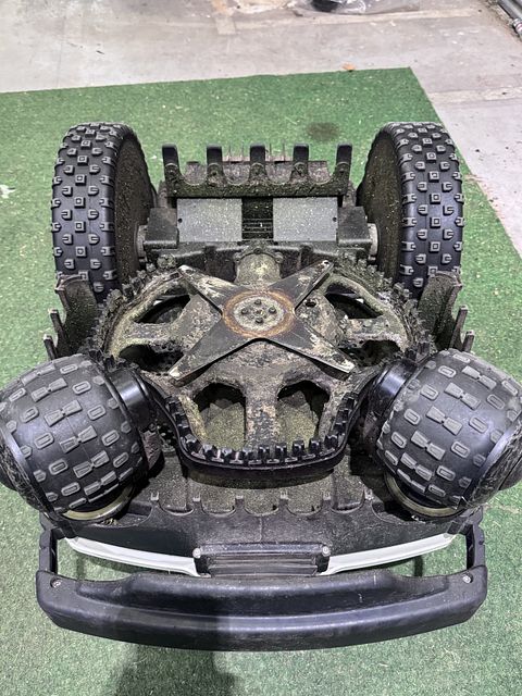 Image 3/9
