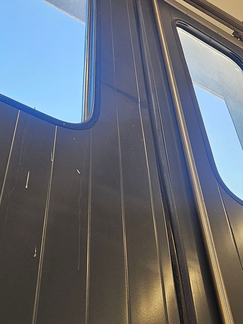 Image 5/6