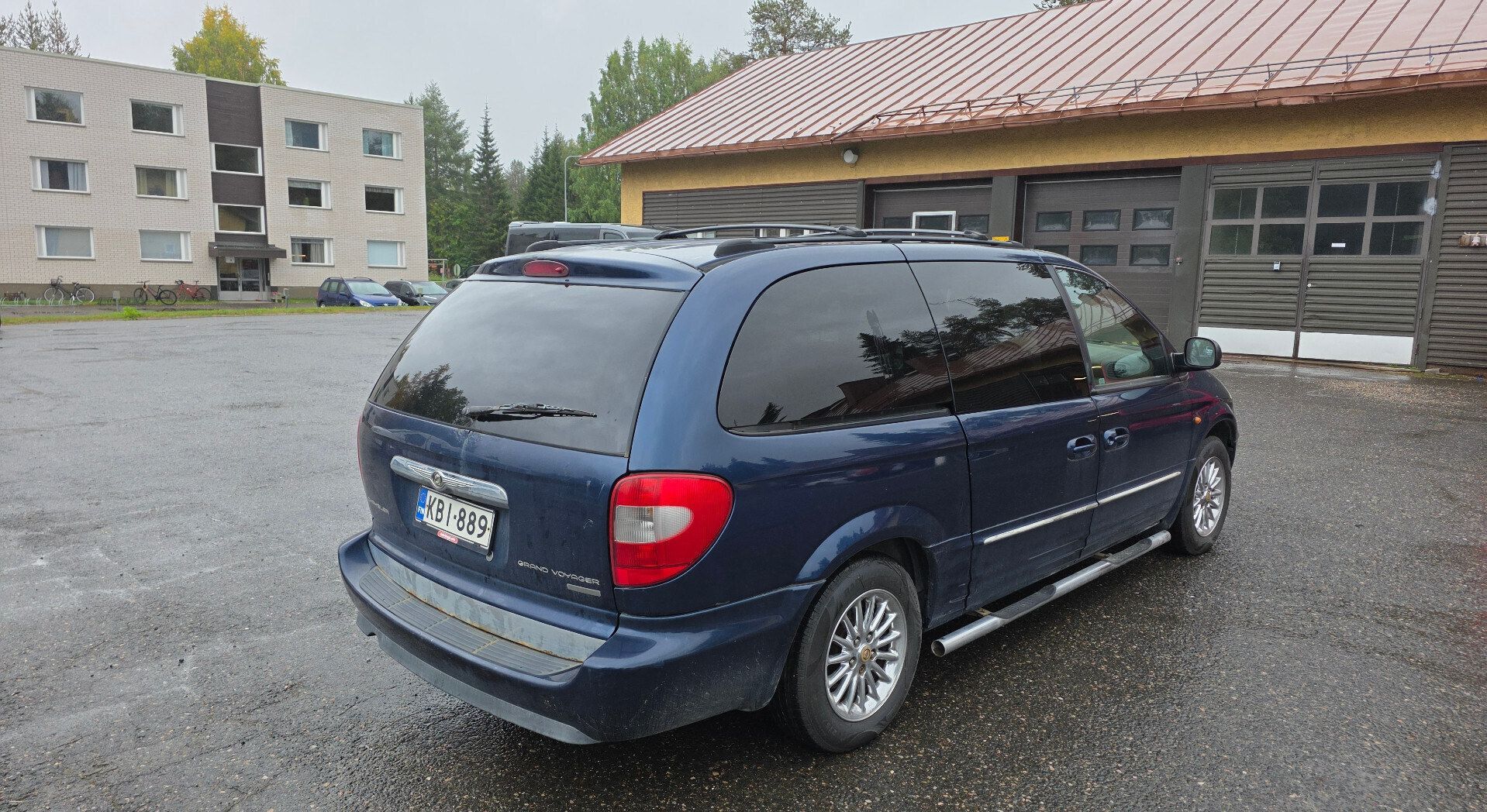 Image 3/12