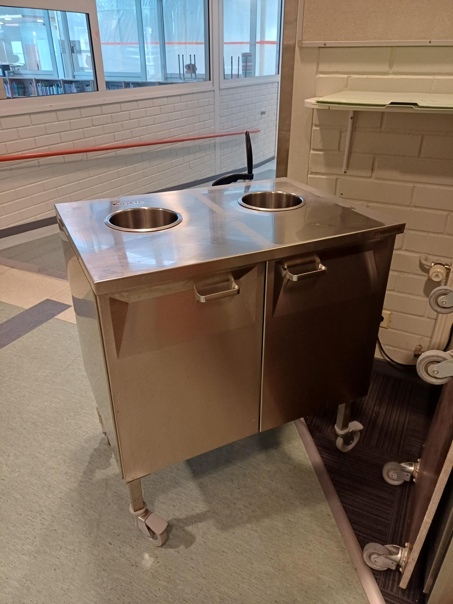 Image 1/1