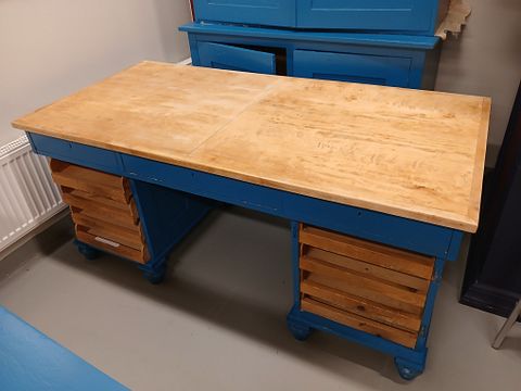 Image 20/25
