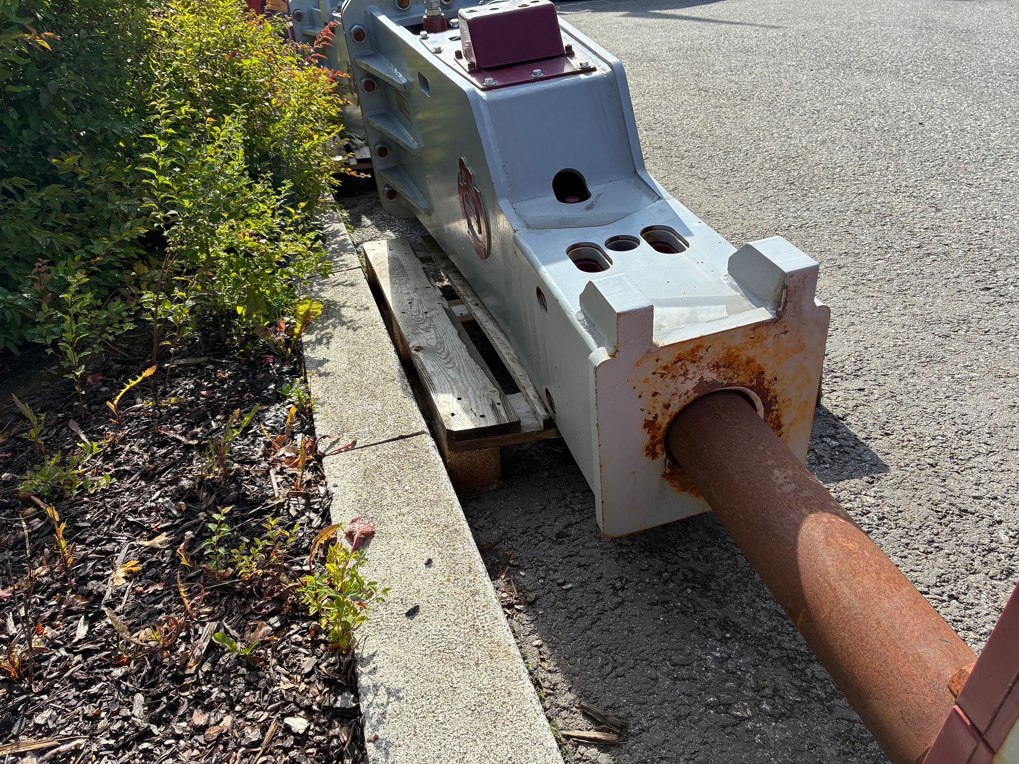Image 6/6