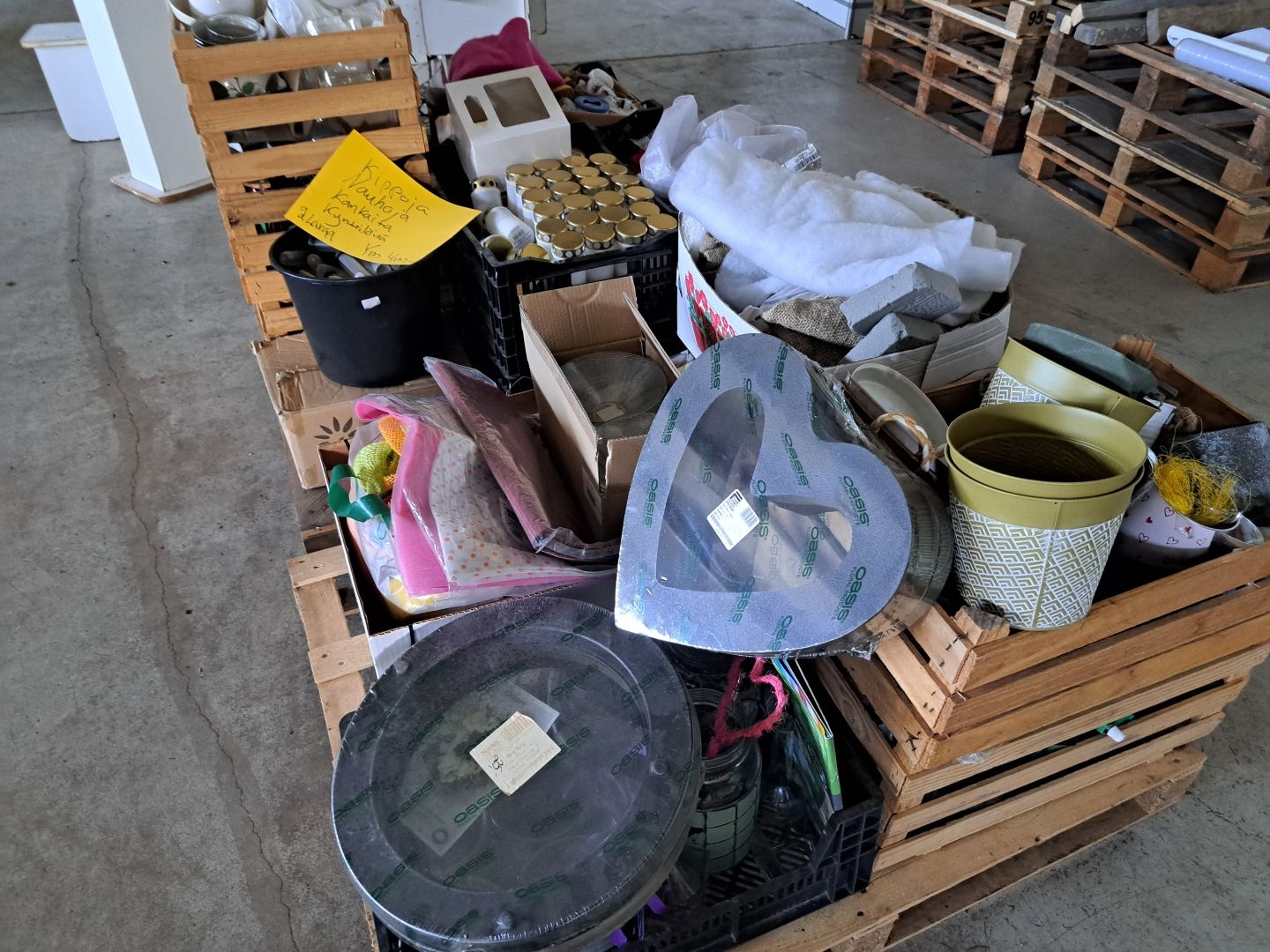 Image 2/8