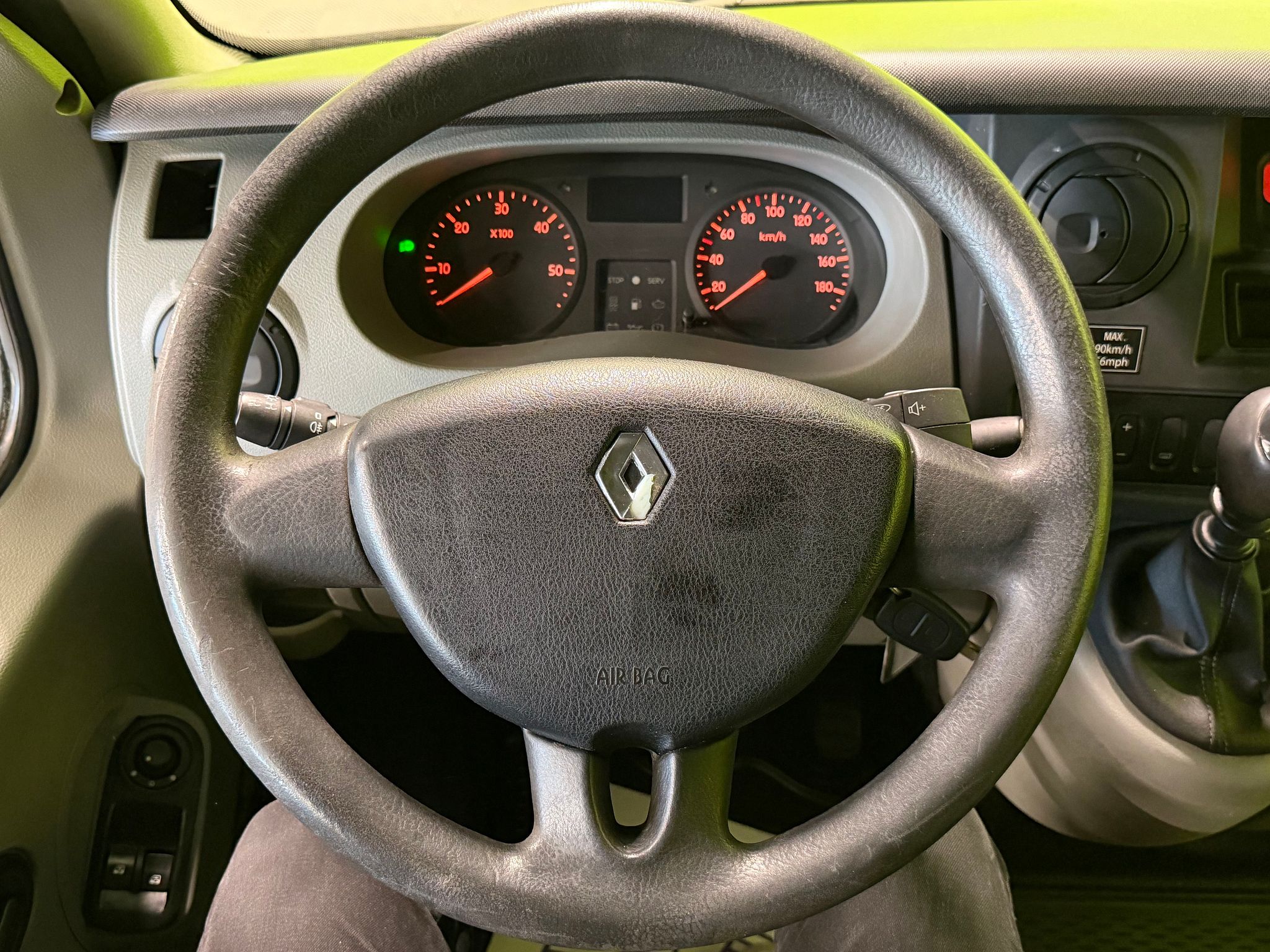 Image 11/18