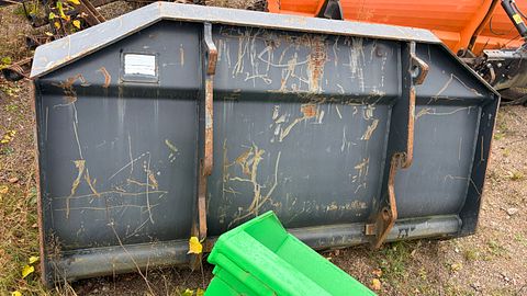 Image 1/3