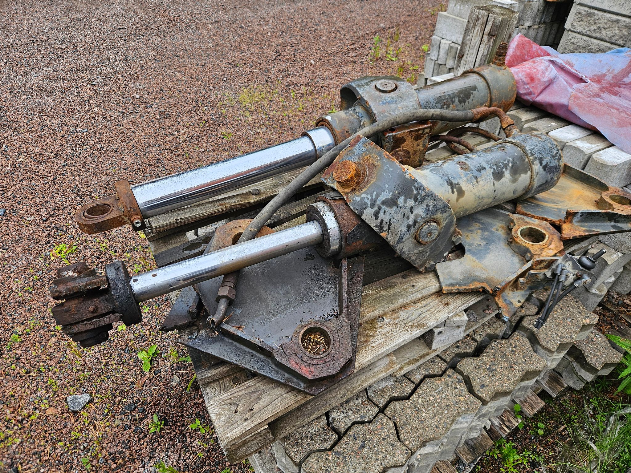 Image 3/5