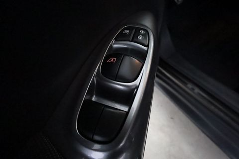 Image 13/52