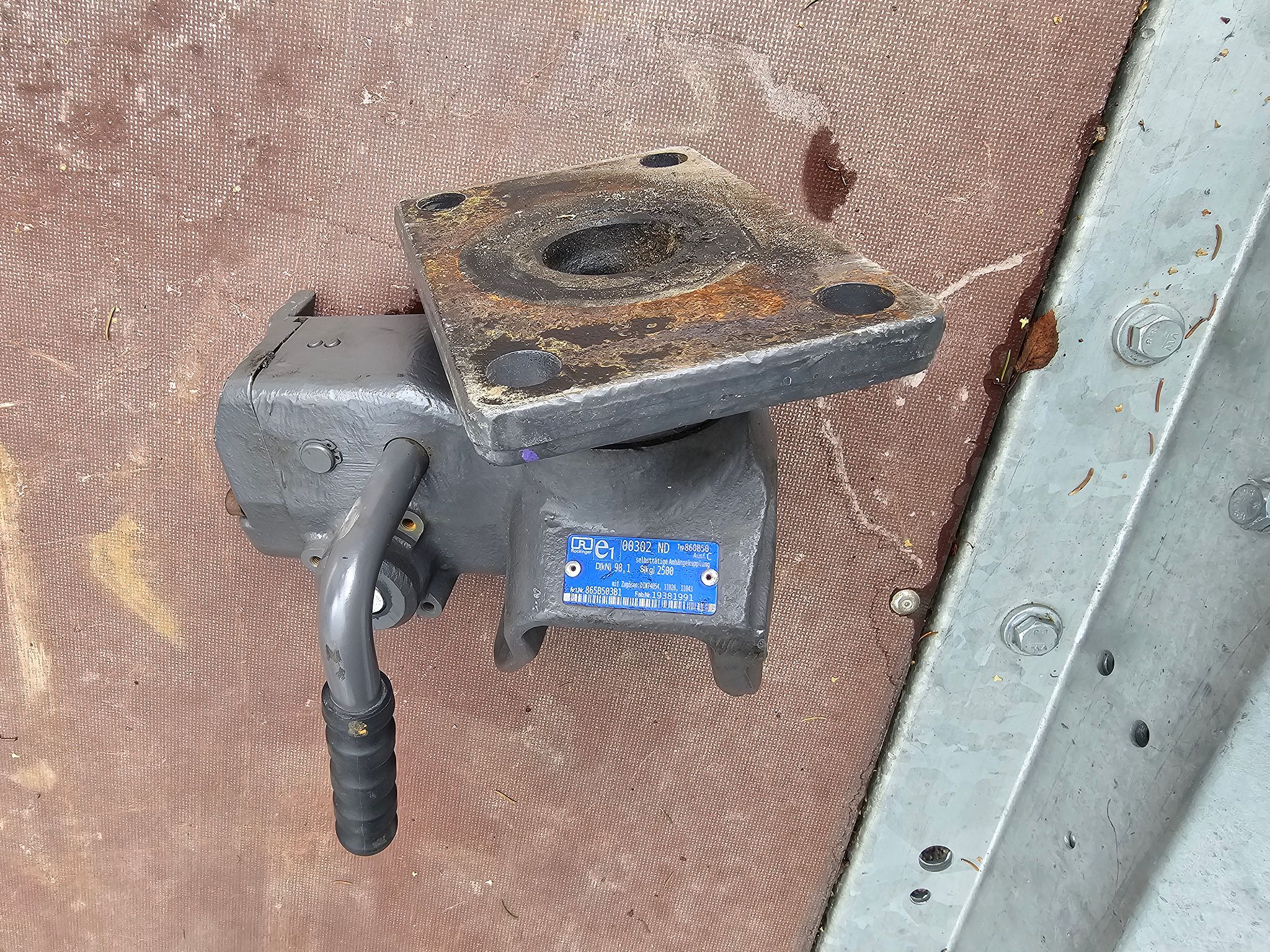 Image 6/7